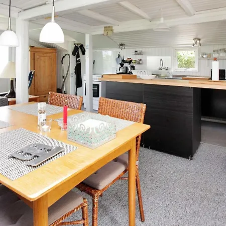 4 Person In Asn S Ferienhaus Asnæs